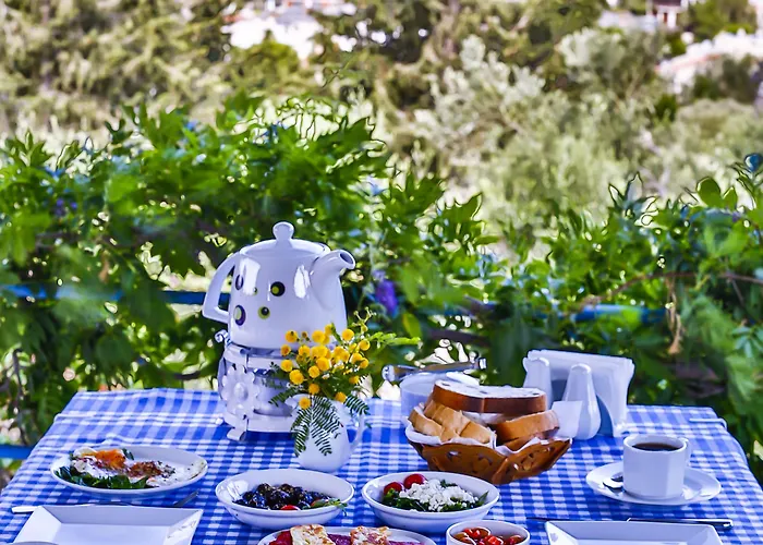 Paşalimanı Oda ve Kahvaltı Çeşme